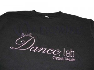 Вышивка на футболке