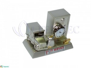 нанесение логотипа на шильде сувенира