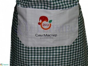 нанесение логотипа на фартуке