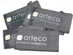 Печать логотипа на чехлах